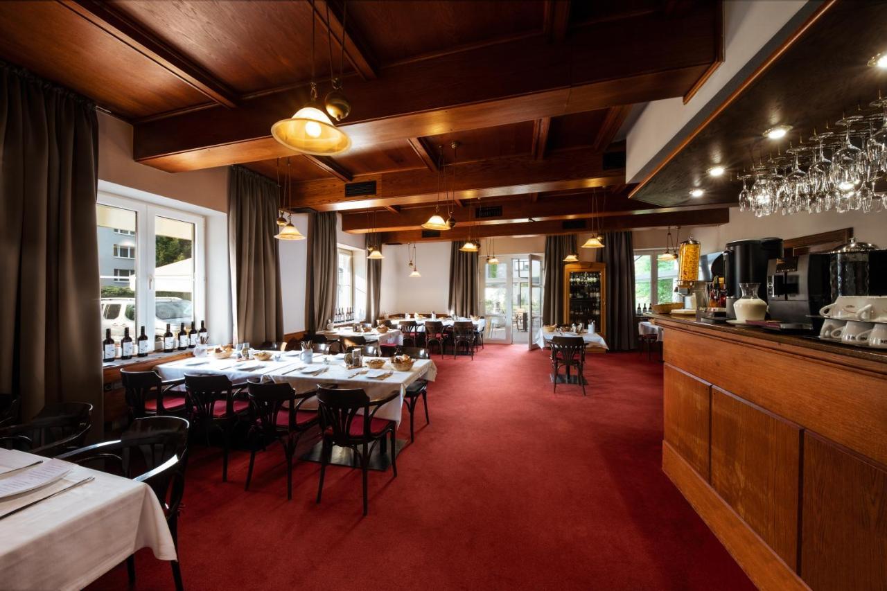 Prague Hotel Carl Inn Restaurant & Free Parking Praga Exterior foto
